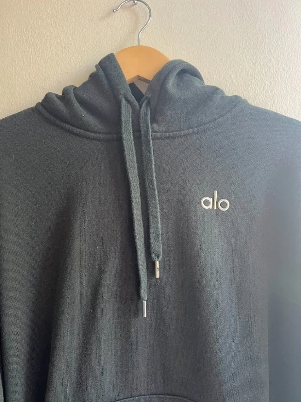 ALO Yoga Black Pullover Hoodie